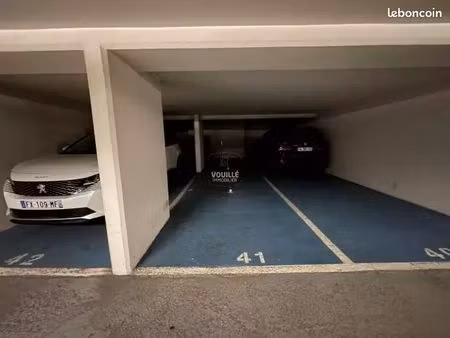 parking double à louer