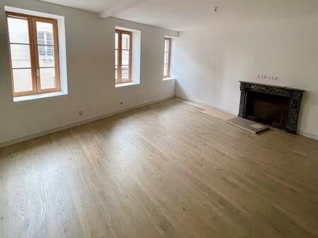 appartement t4 souplex fleurie