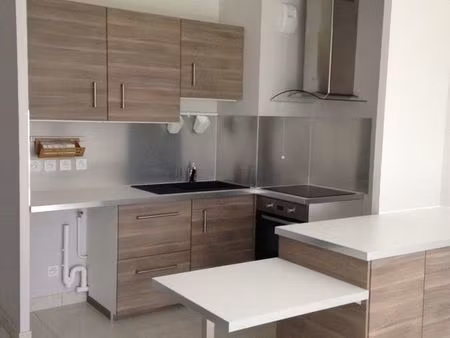 appart t2 40 m2 rez de jardin gge chauff eau chaude