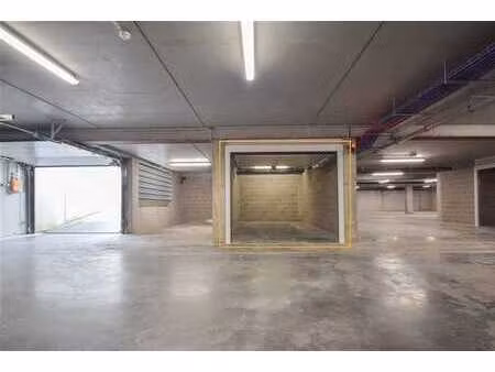 garagebox gelegen in een nieuwe residentie nabij het centrum