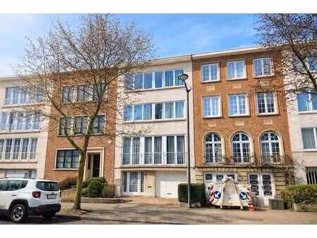 pétillon - superbe maison 5 chambres + 2 bureaux + garage