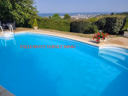 propriete avec splendide vue sur vichy