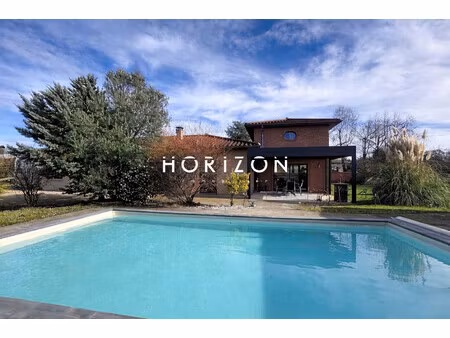 st cyr s/menthon: plain pied 220 m²  piscine