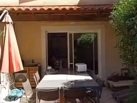 location meublée villa 1 pièce 80 m² à martigues (13500)  1 625 €