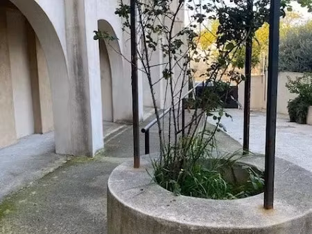 location locaux professionnels 1 pièce 37 m² à marseille 13ème (13013)  550 €