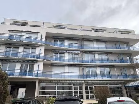 vente appartement 2 pièces à la roche-sur-yon (85000) : à vendre 2 pièces / 48m² la roche-