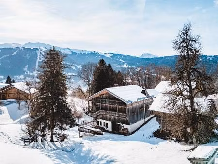 magnifique ferme rénovée située à samoëns