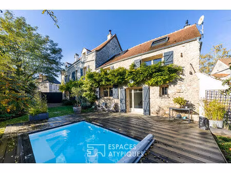maison familiale et authentique de 221 m² avec piscine à montainville