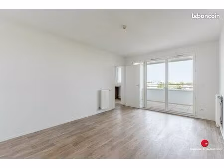 appartement 3 pièces 63 m²