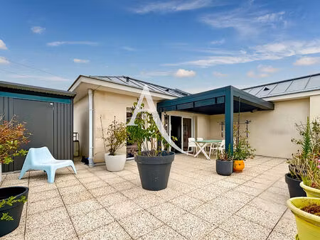 vente appartement 5 pièces  96.00m²  élancourt