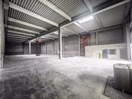 location locaux professionnels 3 pièces 1055 m² à valergues (34130)  10 500 €