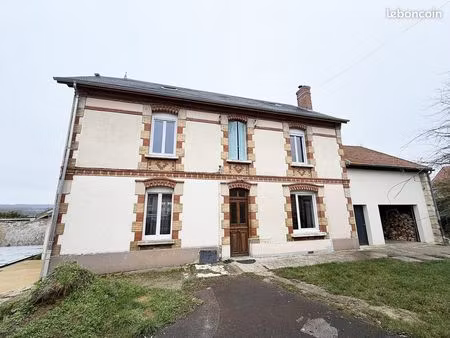 propriété 6 pièces 133 m²