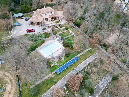 villa récente à saint maximin la sainte baume