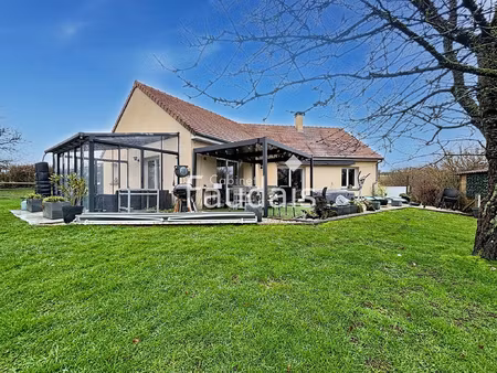 maison de plain pied avec 6 chambres et sous sol !!