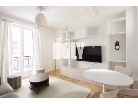 exclusivité doly - appartement type 2 rénové - rue bayen  75017  paris