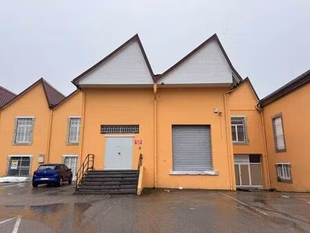 local commercial à louer