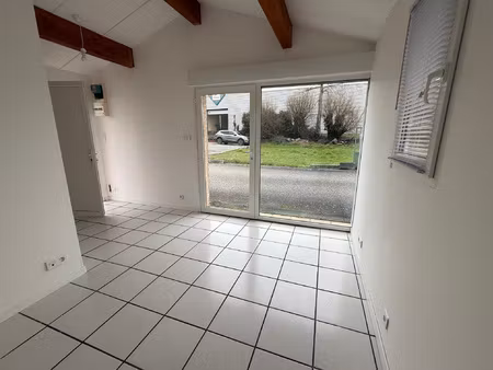 local d'activité 15 m2