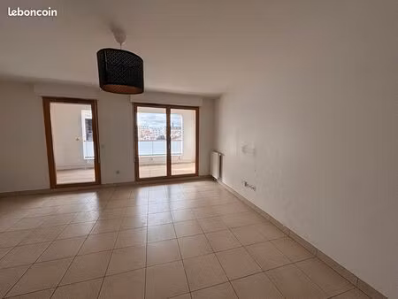 appartement 3 pièces 67 m²