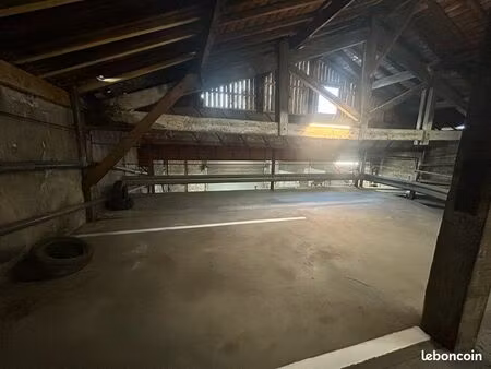 place de parking à louer