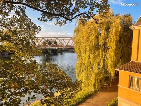 f1 idealement situe  au calme