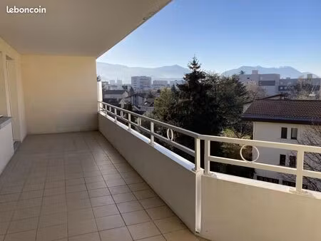 appartement 3 pièces 65 m²