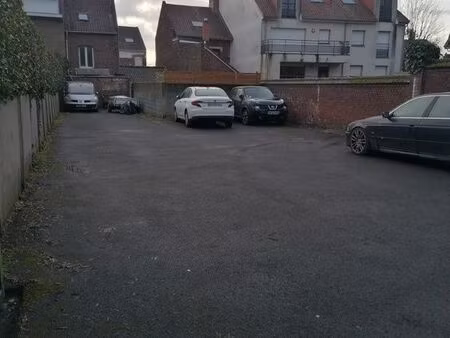 place parking fermée portail lens centre