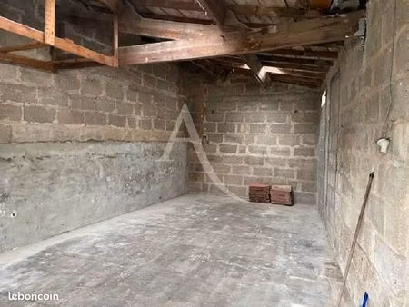 parking/box 1 pièce saint gilles croix de vie