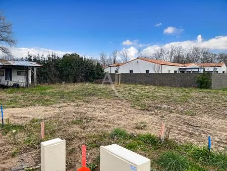 terrain constructible viabilisé à vendre