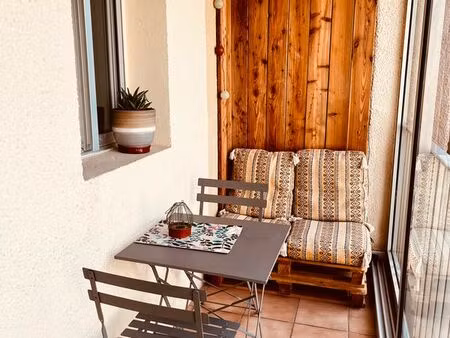 joli t2 etudiant mars juin