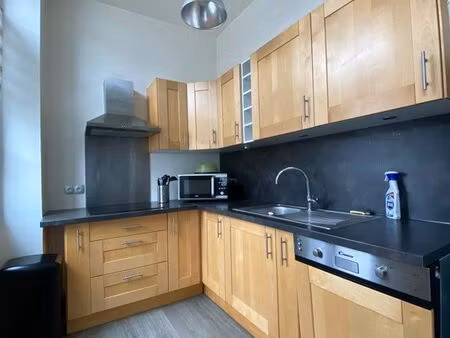 location maison de ville meublé