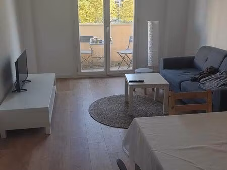 appartement t4 arènes
