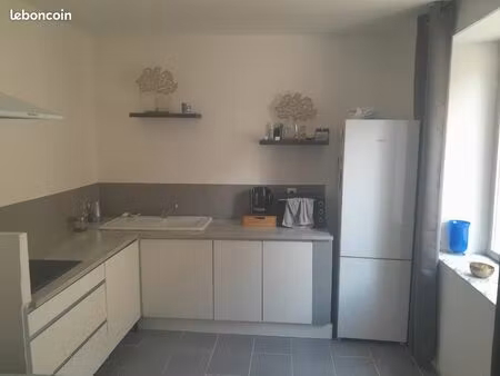 t3 rénové lumineux centre ville marvejols