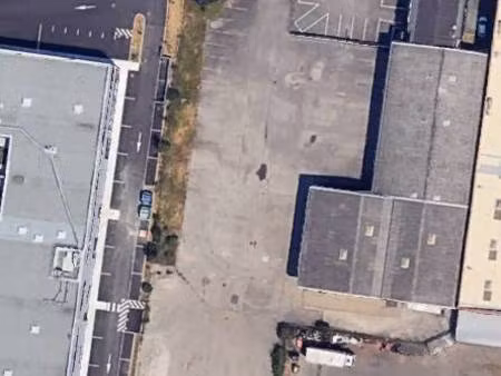 local d'activités à vendre