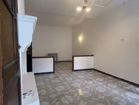 studio 1 pièce 28 m²