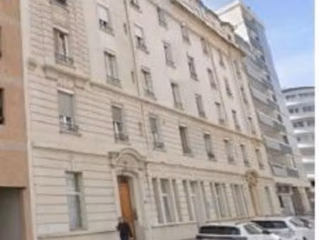 appartement 2 pièces 53 m²