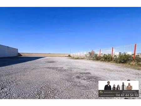 propriété commerciale à vendre