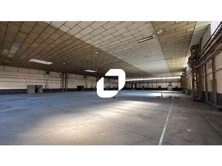 local d'activités à louer