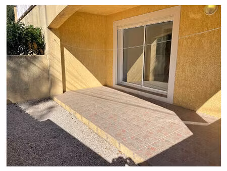 a louer - appartement type 3 meuble 50 m² terrasse et jardinet-cave