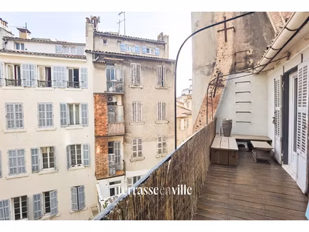 13001 - réformés - t3 avec terrasse - 1 300 eur