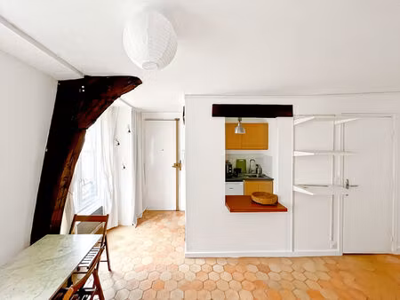 paris 03 - passage sainte-avoie - studio meuble - 27.82m²