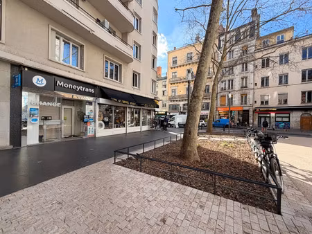 local professionnel à louer lyon 7eme arrondissement 1 pièce(s) 32m2 1 065€/mois ht/hc