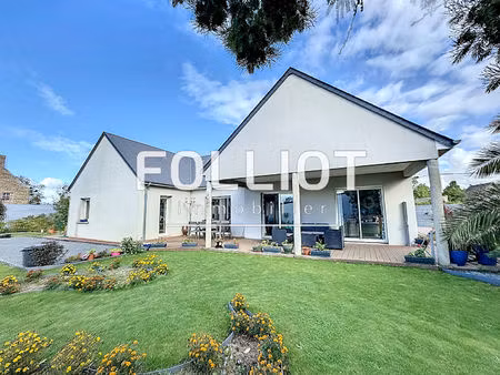 maison à vendre à gouville-sur-mer - 6 pièces  4 chambres