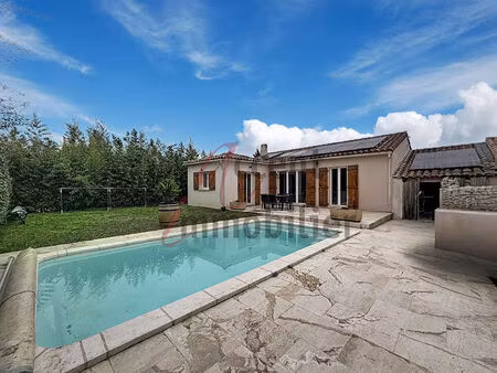 maison plain pied 4 chambres avec piscine et garage