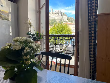 sisteronà vendre  belle maison de ville de caractère au coeur de l'histoire