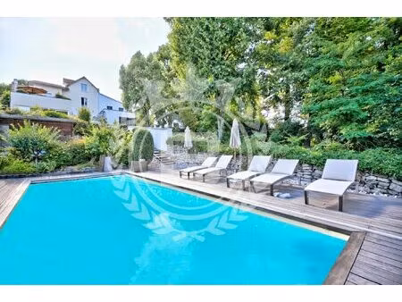 villa contemporaine de 270 m2  au coeur de villennes-sur-seine 