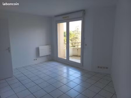 studio 25m2 blanquefort (via particulier)