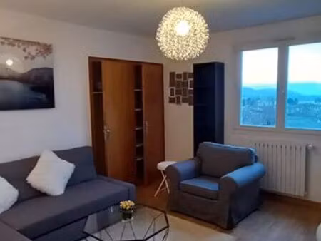 appartement meublé dans maison individuelle - t 2bis - 70 m2