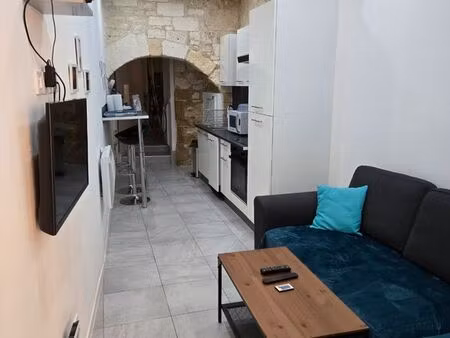 appartement 38m2 entièrement meublé et équipé avec terasse  toutes charges comprises