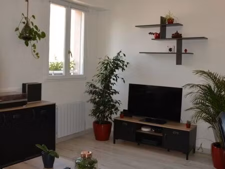 appartement t2 lumineux 46m² - parking -cave