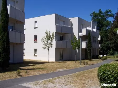 t2 meublé avenue de la paillère (domaine universitaire)